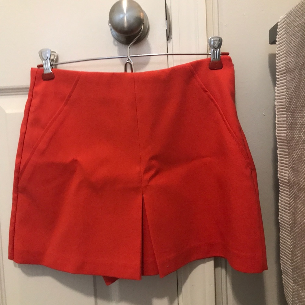 Zara coral skort